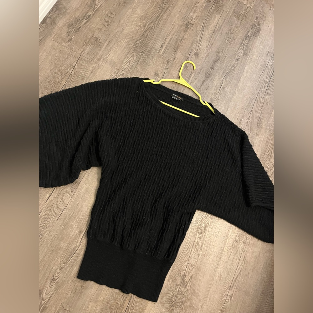 BCBG cozy sweater baggy sleeves